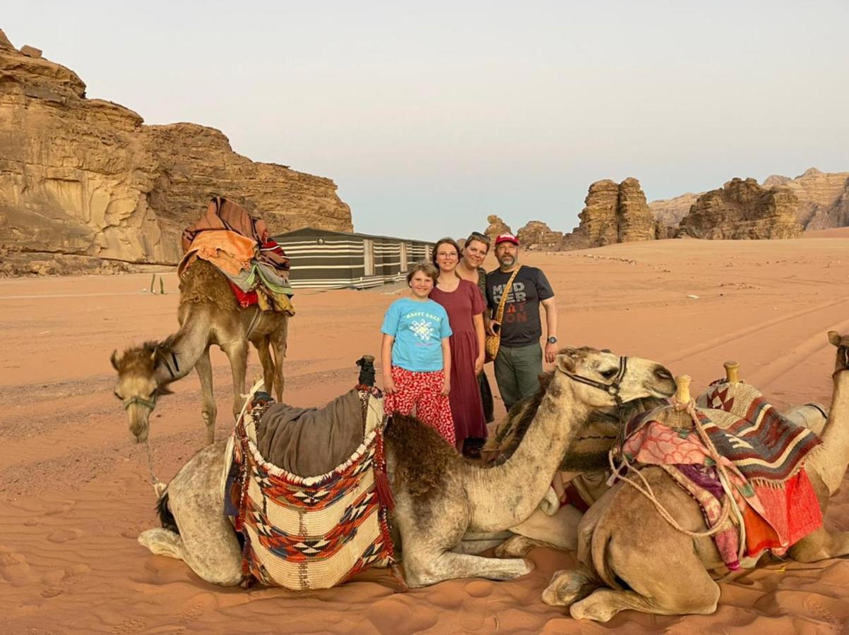 Wadi Rum Magic Camp ภายนอก รูปภาพ