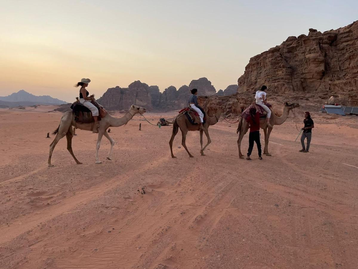 Wadi Rum Magic Camp ภายนอก รูปภาพ
