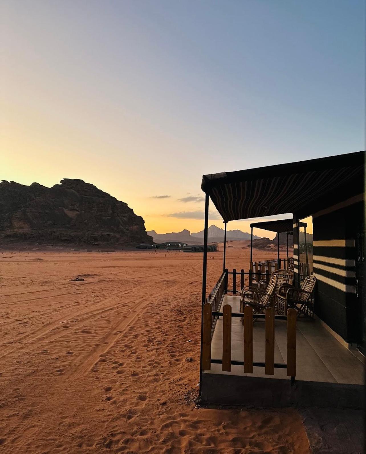 Wadi Rum Magic Camp ภายนอก รูปภาพ
