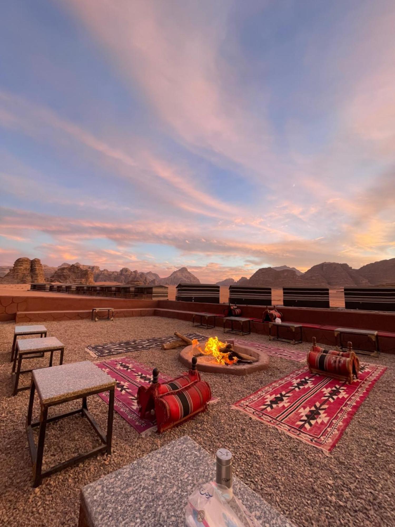 Wadi Rum Magic Camp ภายนอก รูปภาพ