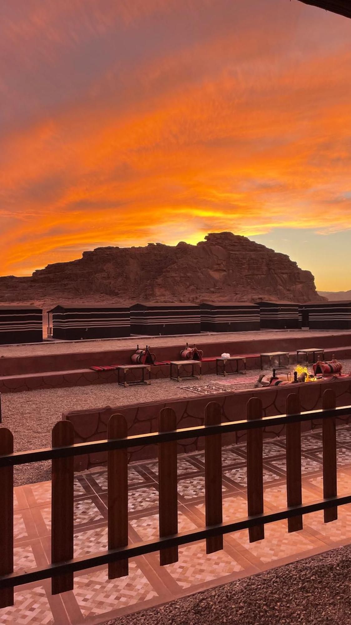 Wadi Rum Magic Camp ภายนอก รูปภาพ