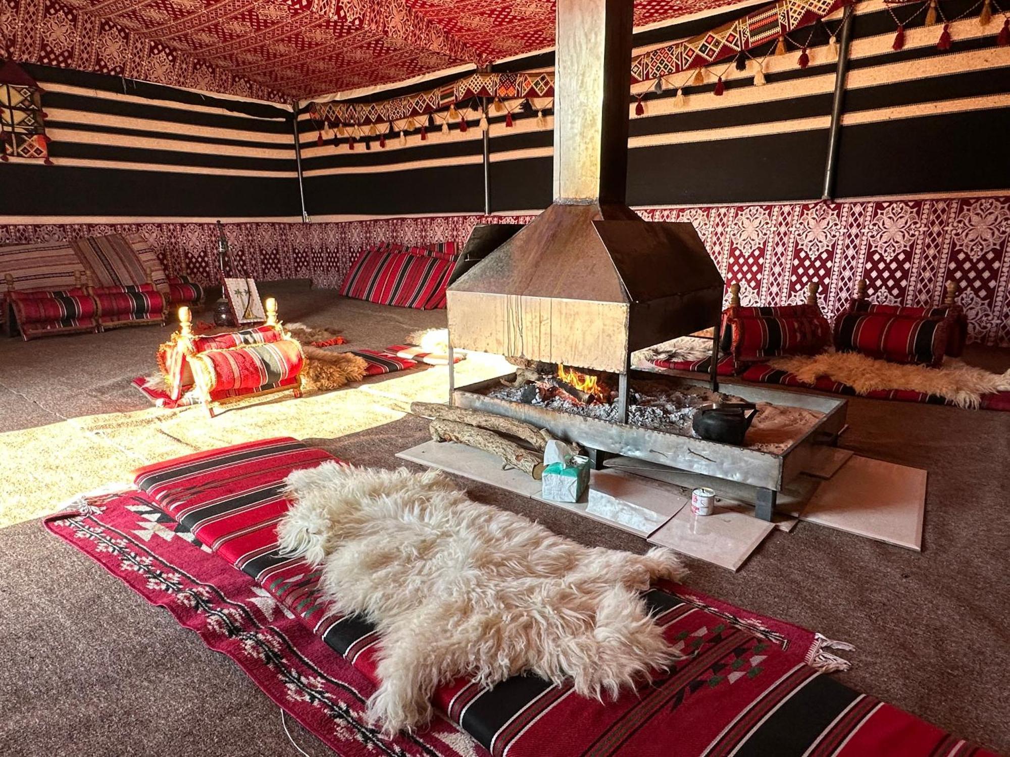Wadi Rum Magic Camp ภายนอก รูปภาพ