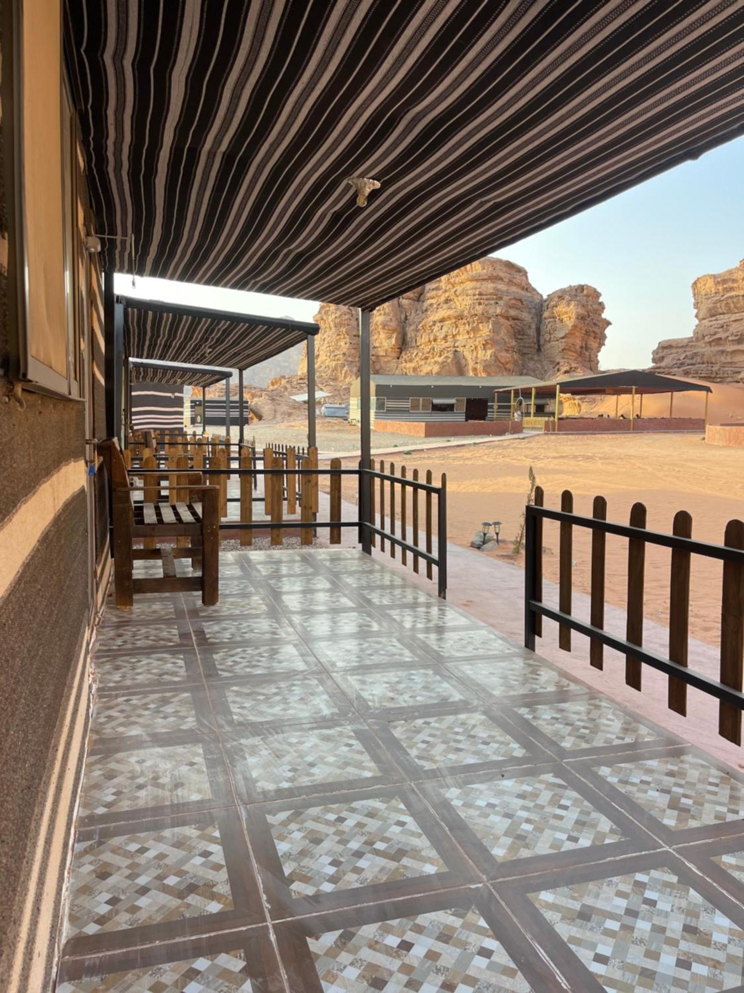 Wadi Rum Magic Camp ภายนอก รูปภาพ